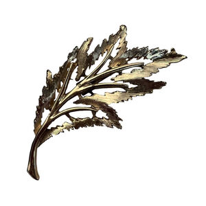 Vintage JJ Leaf Gold Tone Brooch Pin